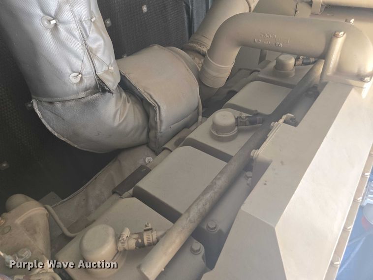 image for item FB9395 Onan 450DFEC generator