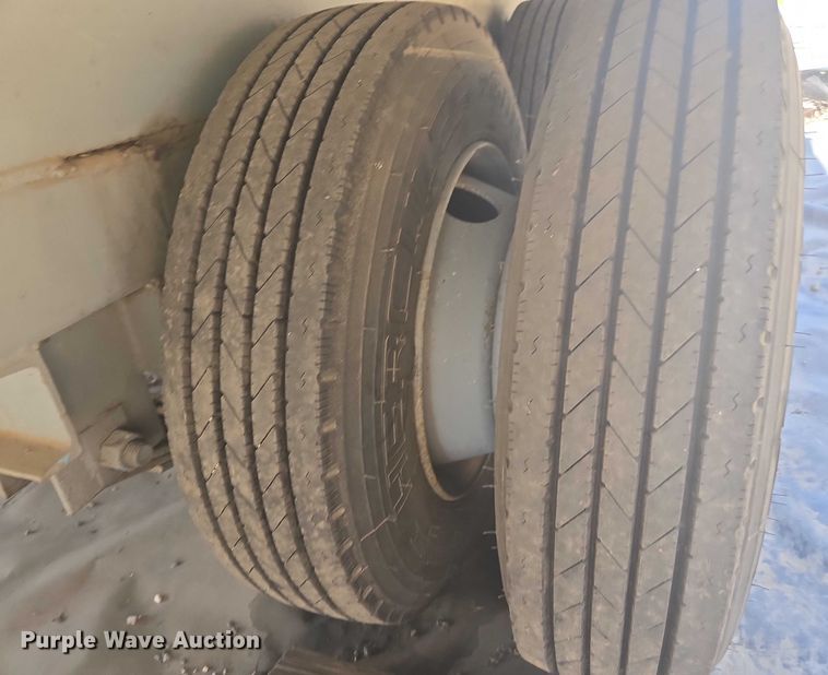 image for item FB9395 Onan 450DFEC generator