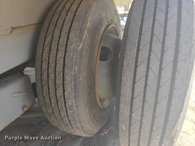 image for item FB9395 Onan 450DFEC generator