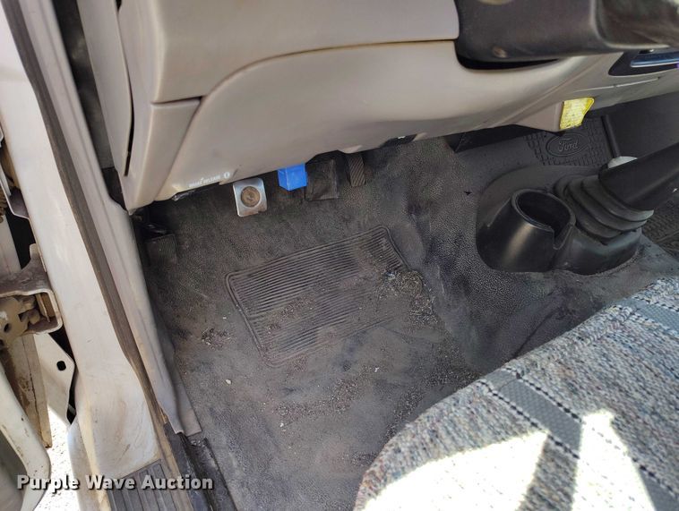 image for item IP9621 1998 Ford Ranger pickup truck