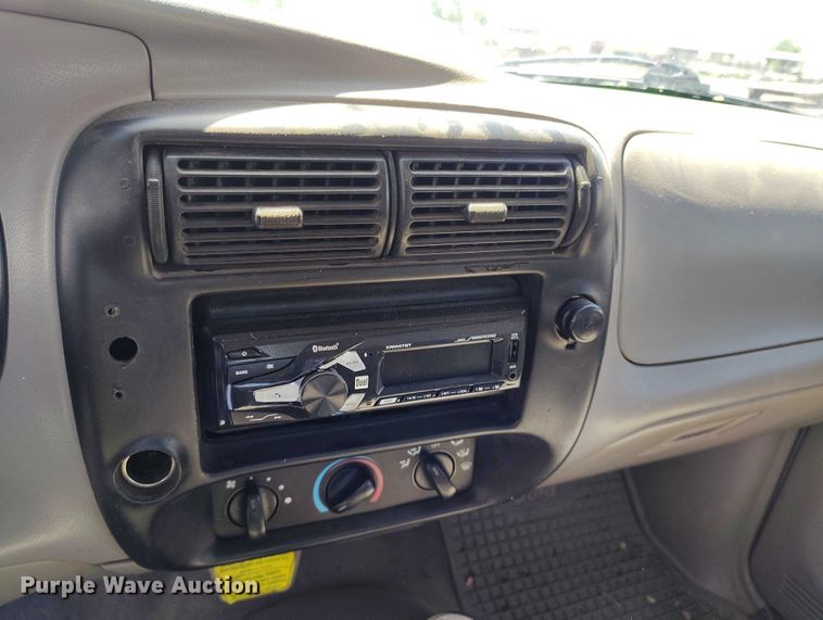 image for item IP9621 1998 Ford Ranger pickup truck