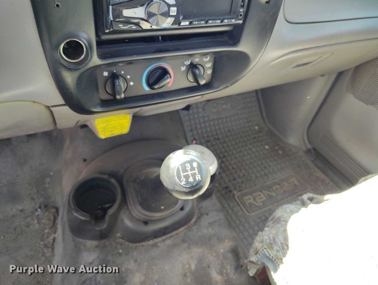 image for item IP9621 1998 Ford Ranger pickup truck