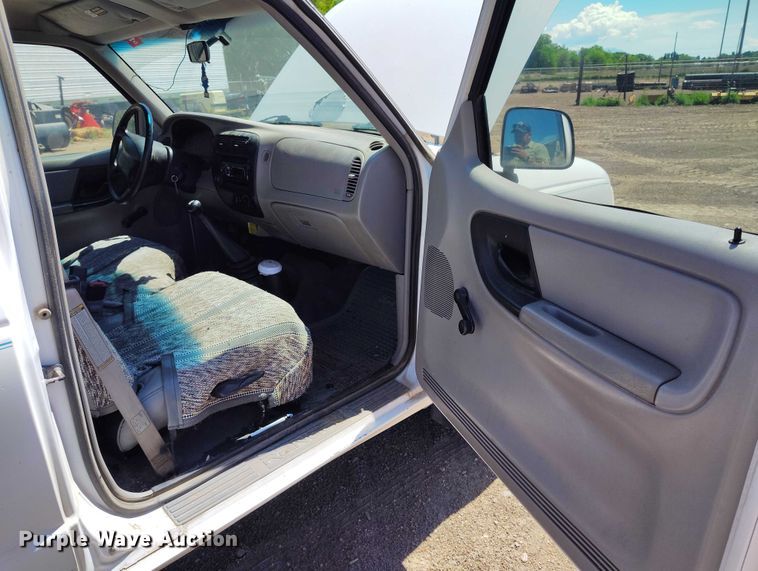 image for item IP9621 1998 Ford Ranger pickup truck