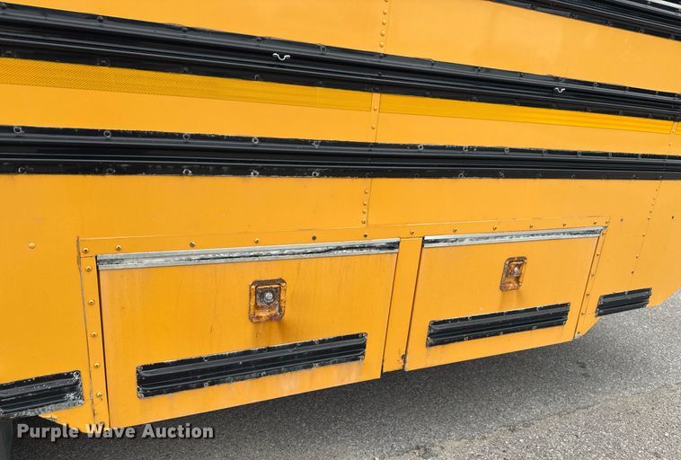 image for item MO9290 2007 Blue Bird All American school bus