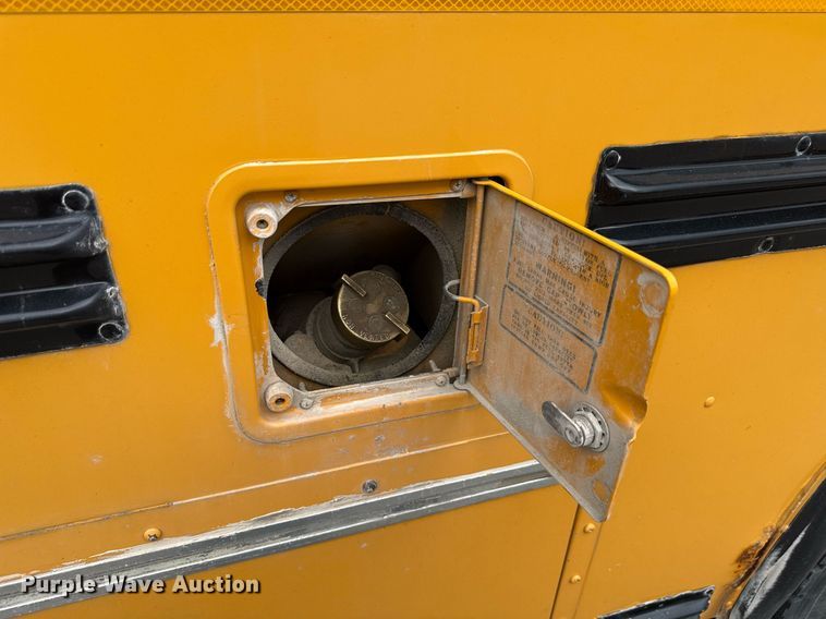 image for item MO9290 2007 Blue Bird All American school bus