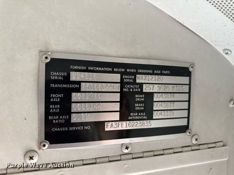 image for item MO9290 2007 Blue Bird All American school bus