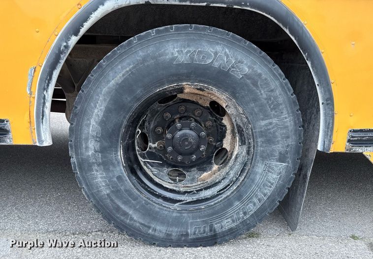 image for item MO9290 2007 Blue Bird All American school bus