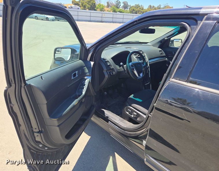 image for item YA0644 2015 Ford Explorer Police Interceptor SUV