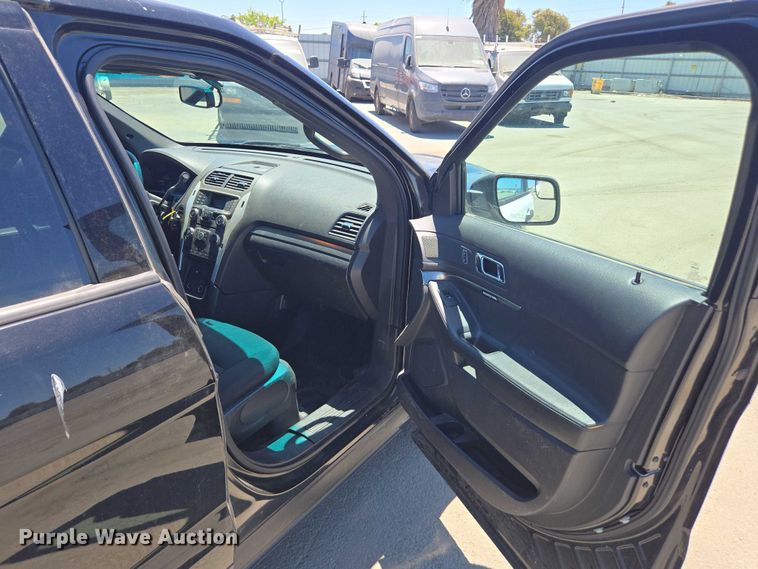 image for item YA0644 2015 Ford Explorer Police Interceptor SUV