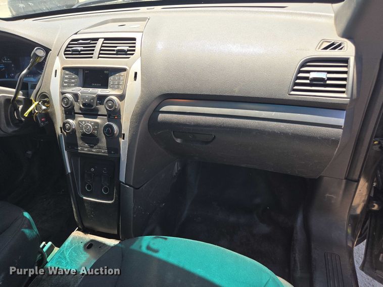 image for item YA0644 2015 Ford Explorer Police Interceptor SUV