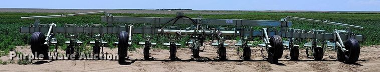 image for item DP4967 Orthman  332-015 row crop cultivator