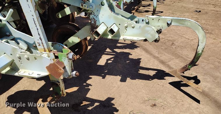 image for item DP4967 Orthman  332-015 row crop cultivator