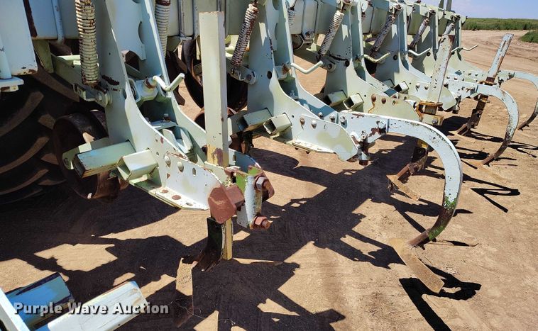 image for item DP4967 Orthman  332-015 row crop cultivator