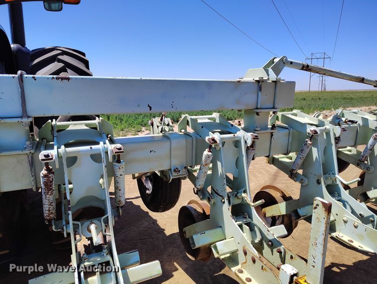 image for item DP4967 Orthman  332-015 row crop cultivator