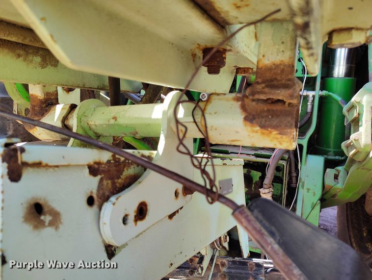 image for item DP4967 Orthman  332-015 row crop cultivator