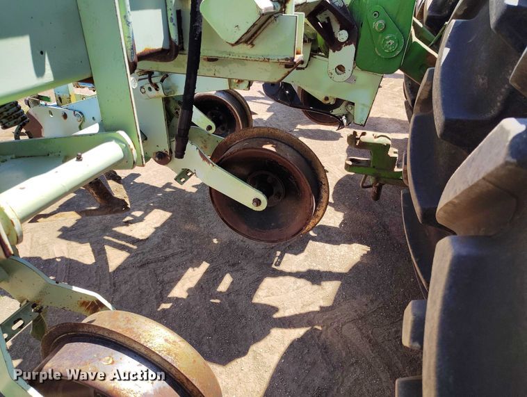 image for item DP4967 Orthman  332-015 row crop cultivator