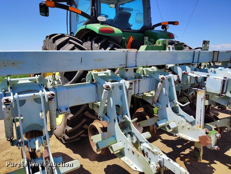 image for item DP4967 Orthman  332-015 row crop cultivator