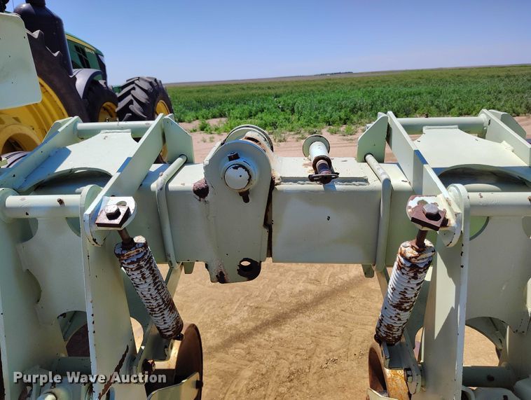 image for item DP4967 Orthman  332-015 row crop cultivator