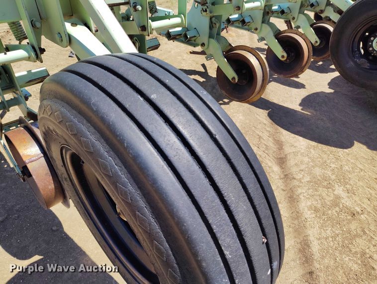 image for item DP4967 Orthman  332-015 row crop cultivator