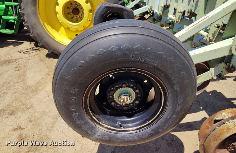 image for item DP4967 Orthman  332-015 row crop cultivator