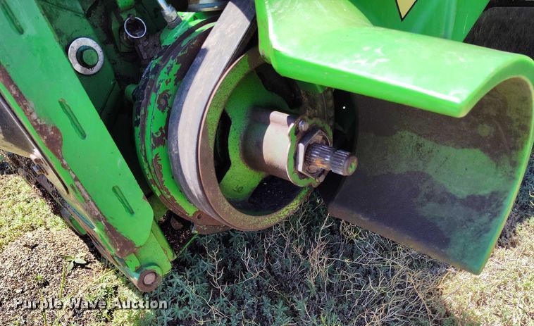 image for item DP5012 2012 John Deere S680 combine