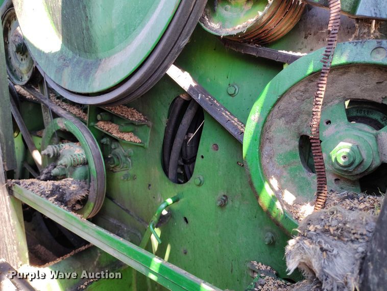 image for item DP5012 2012 John Deere S680 combine