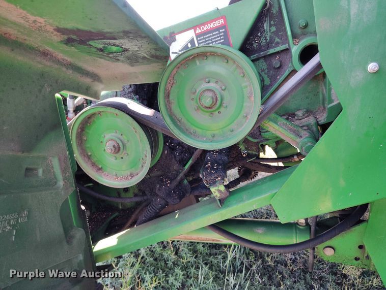 image for item DP5012 2012 John Deere S680 combine