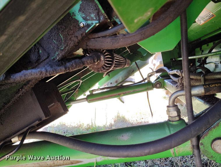 image for item DP5012 2012 John Deere S680 combine
