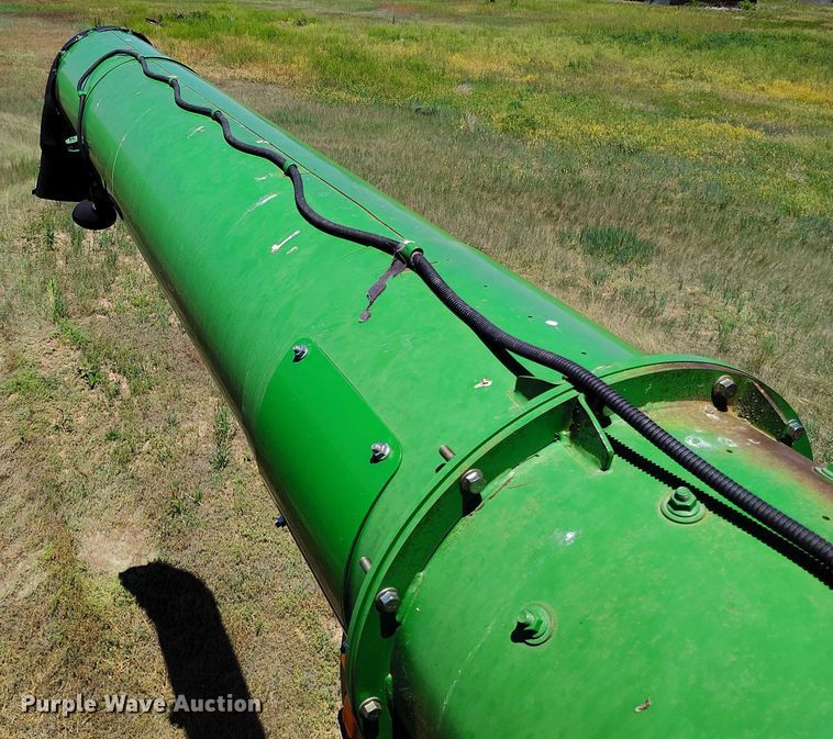 image for item DP5012 2012 John Deere S680 combine