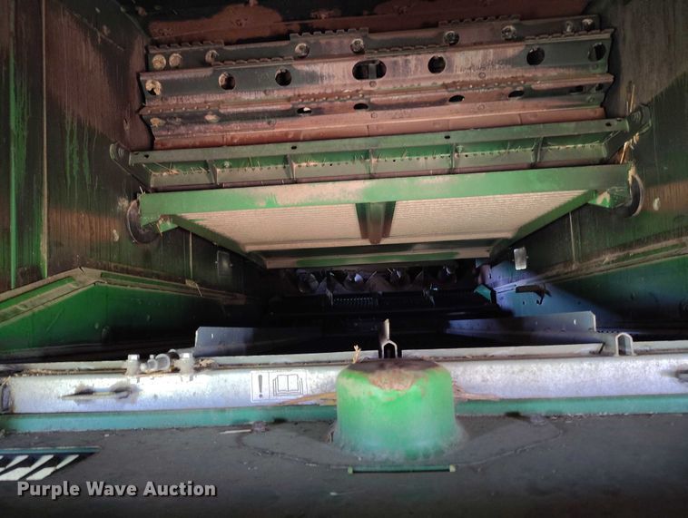 image for item DP5012 2012 John Deere S680 combine