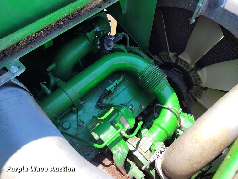 image for item DP5012 2012 John Deere S680 combine