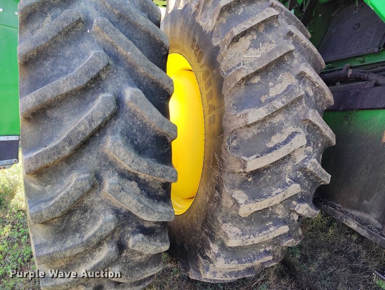 image for item DP5012 2012 John Deere S680 combine