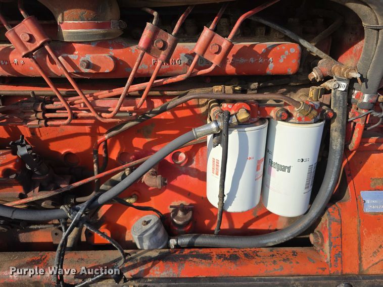 image for item DR3774 1974 International Farmall 966 tractor