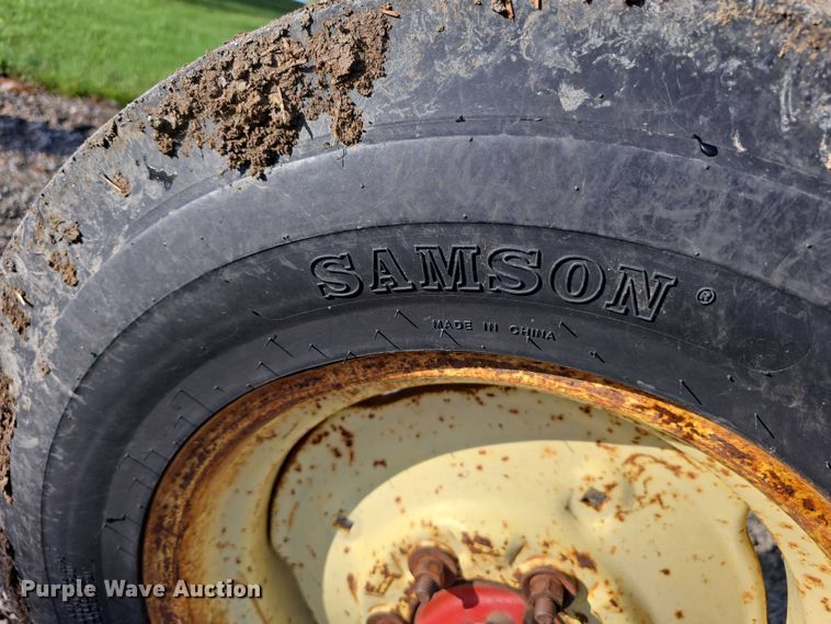 image for item DR3774 1974 International Farmall 966 tractor