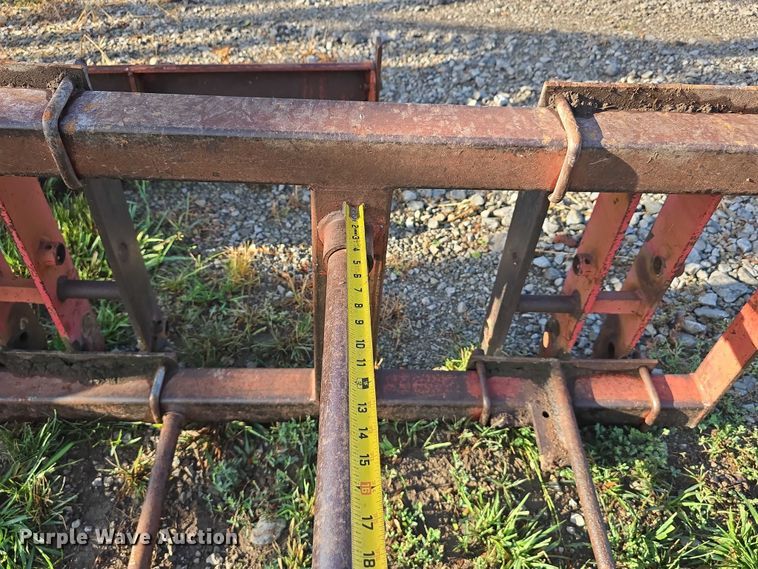 image for item DR3774 1974 International Farmall 966 tractor