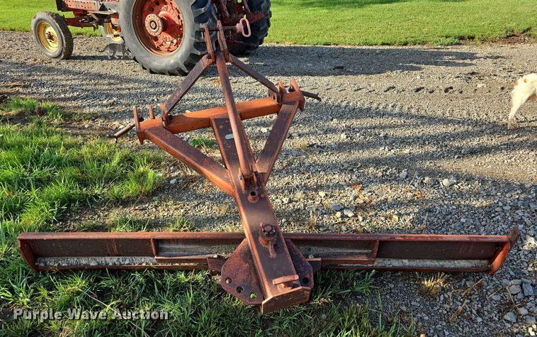 image for item DR3774 1974 International Farmall 966 tractor