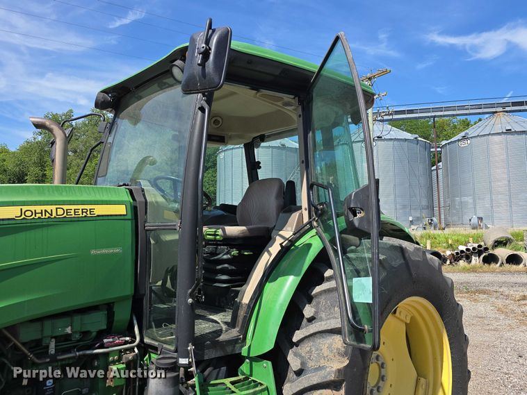 image for item DR3775 2013 John Deere 6115D MFWD tractor