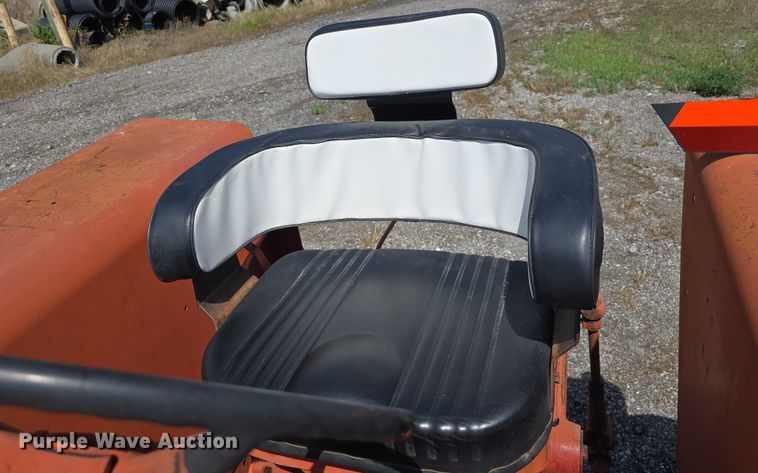 image for item DR3776 International Farmall F706  tractor