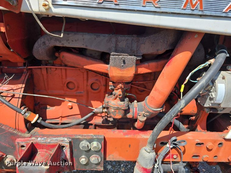 image for item DR3776 International Farmall F706  tractor