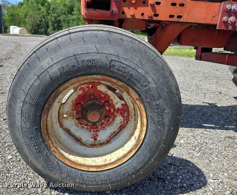 image for item DR3776 International Farmall F706  tractor