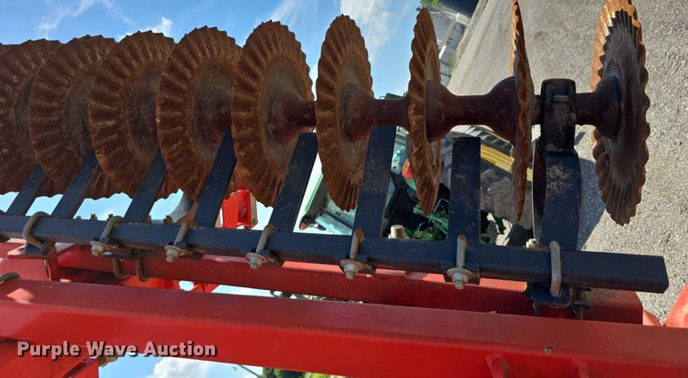 image for item DR3779 2013 Kuhn-Krause 8000 Excelerator vertical tillage