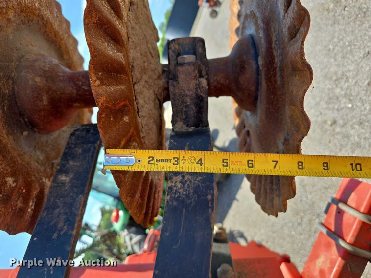 image for item DR3779 2013 Kuhn-Krause 8000 Excelerator vertical tillage