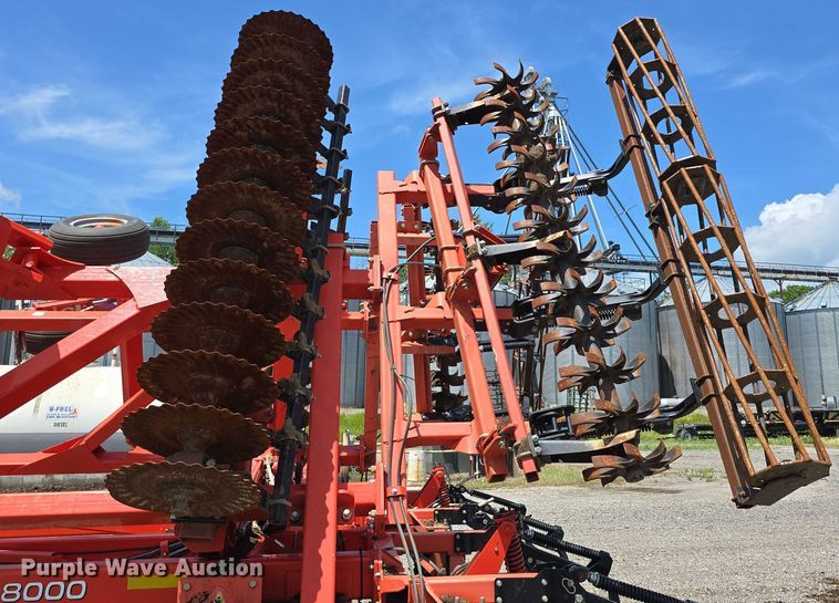 image for item DR3779 2013 Kuhn-Krause 8000 Excelerator vertical tillage