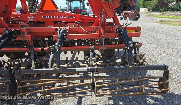 image for item DR3779 2013 Kuhn-Krause 8000 Excelerator vertical tillage
