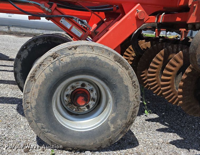 image for item DR3779 2013 Kuhn-Krause 8000 Excelerator vertical tillage