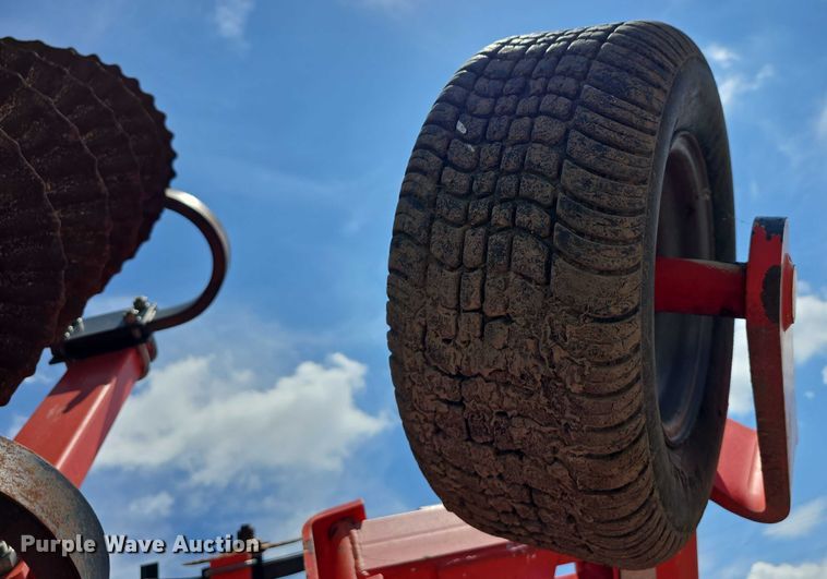 image for item DR3779 2013 Kuhn-Krause 8000 Excelerator vertical tillage