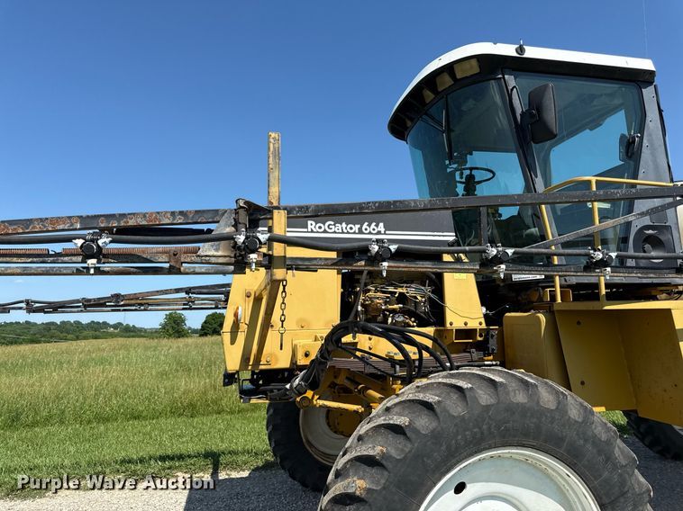 image for item DS4368 Agco Rogator 664 sprayer