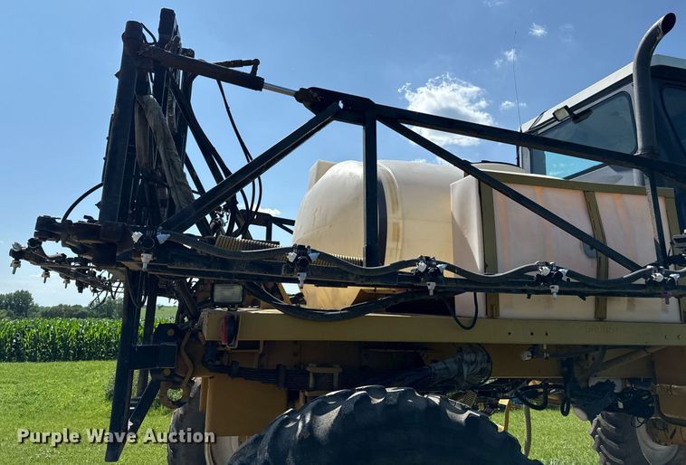 image for item DS4368 Agco Rogator 664 sprayer