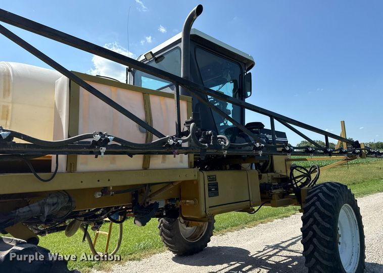 image for item DS4368 Agco Rogator 664 sprayer