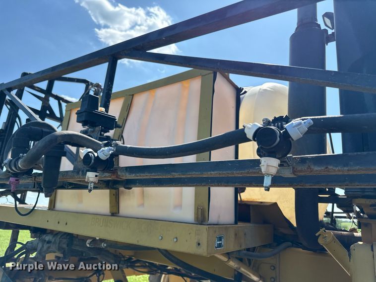 image for item DS4368 Agco Rogator 664 sprayer